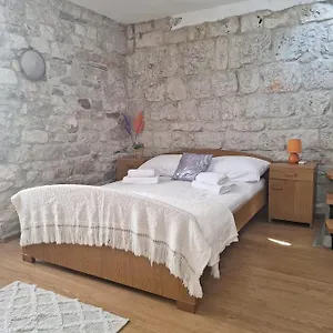 Apartment Tonka, Trogir