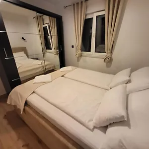 Apartment Dado, Trogir