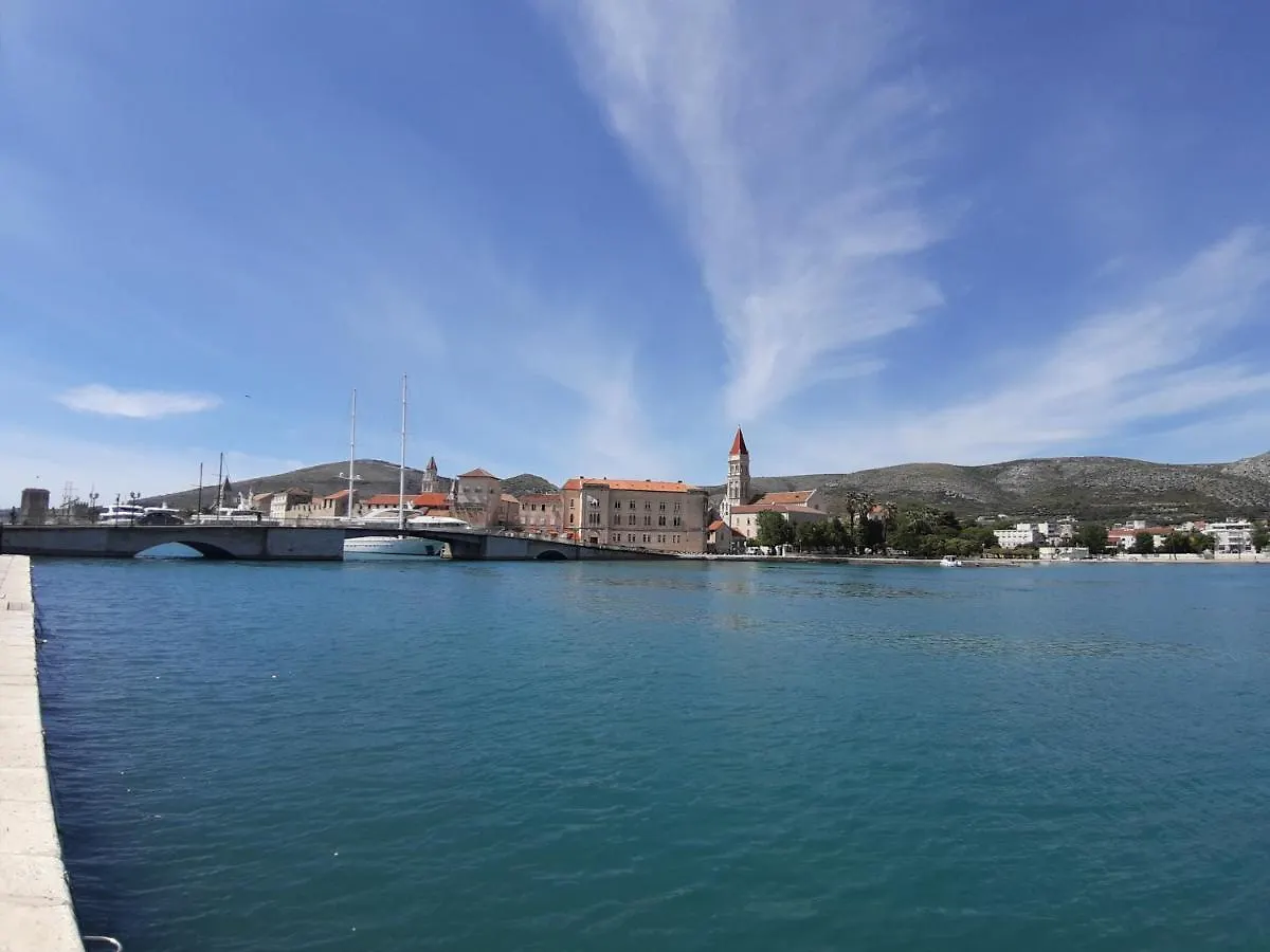 Apartman Petrovic City Center Trogir Apartment